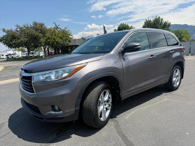 used 2014 Toyota Highlander car, priced at $19,995