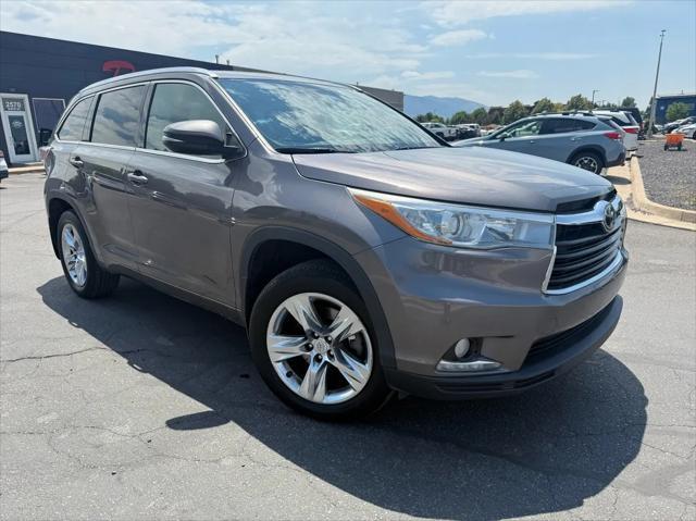 used 2014 Toyota Highlander car, priced at $19,995