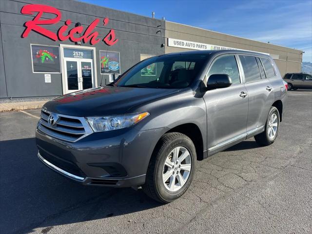 used 2012 Toyota Highlander car, priced at $15,995