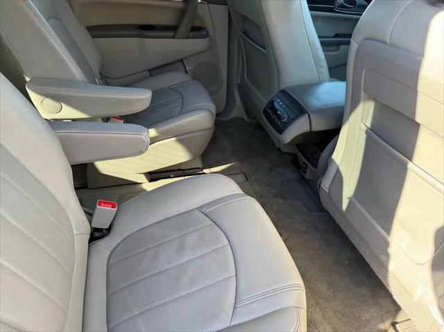 used 2015 Buick Enclave car, priced at $10,995