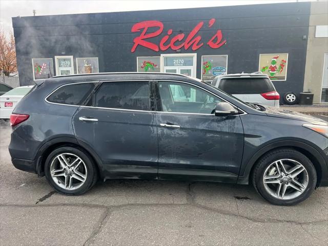 used 2018 Hyundai Santa Fe car, priced at $14,995