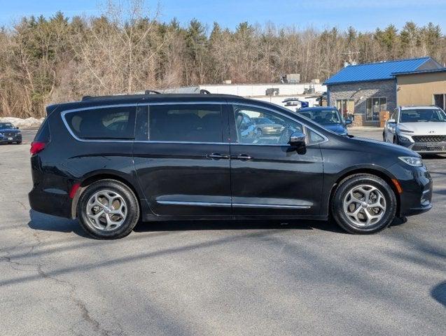 used 2023 Chrysler Pacifica car, priced at $29,000