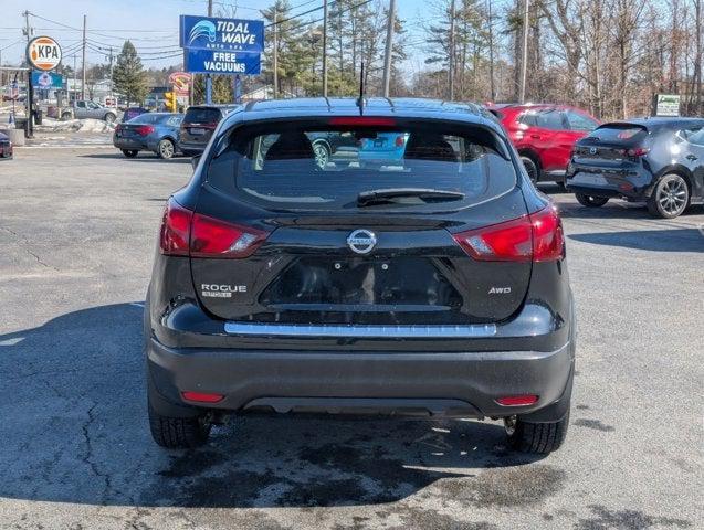 used 2019 Nissan Rogue Sport car, priced at $14,400