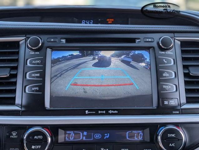 used 2019 Toyota Highlander Hybrid car, priced at $27,500
