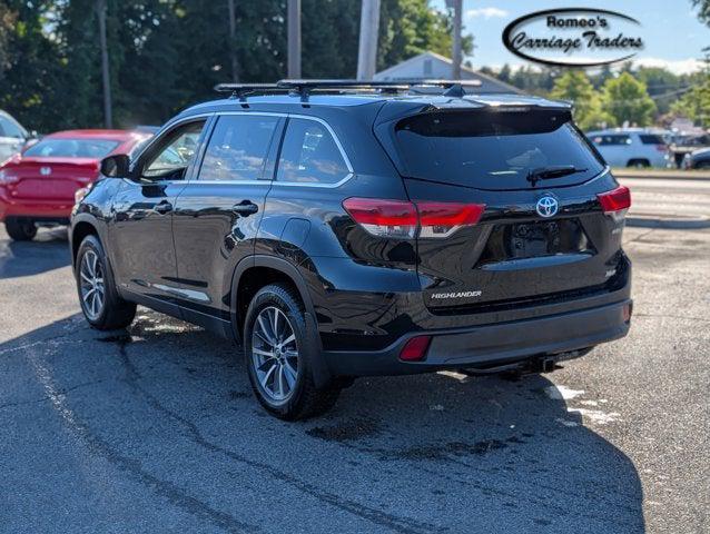 used 2019 Toyota Highlander Hybrid car, priced at $27,500