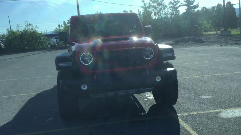 new 2024 Jeep Gladiator car, priced at $49,958