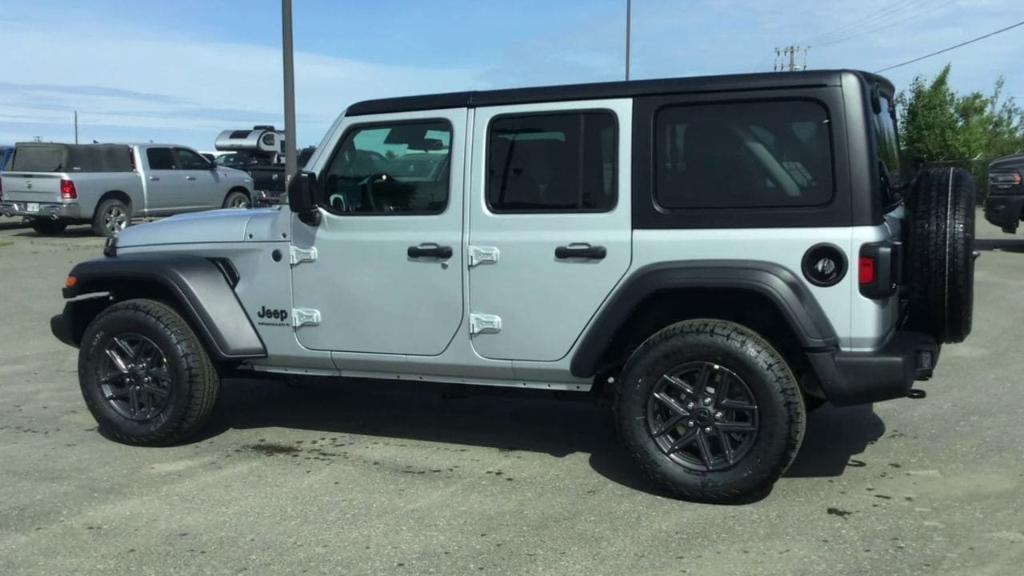 new 2024 Jeep Wrangler car, priced at $43,680