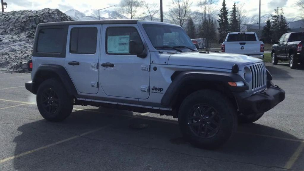 new 2024 Jeep Wrangler car, priced at $45,097