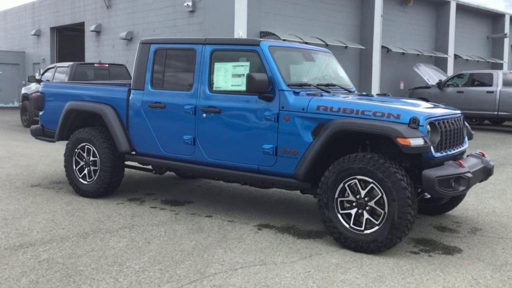 new 2024 Jeep Gladiator car, priced at $58,677