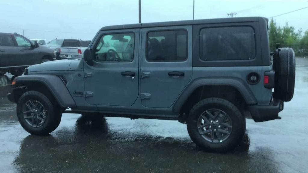 new 2024 Jeep Wrangler car, priced at $45,770