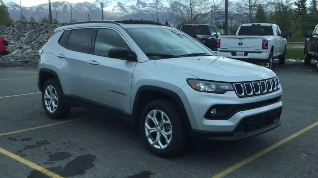 new 2024 Jeep Compass car, priced at $31,605