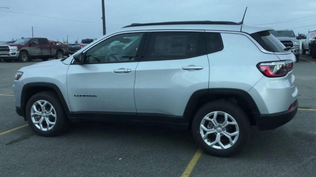 new 2024 Jeep Compass car, priced at $31,605