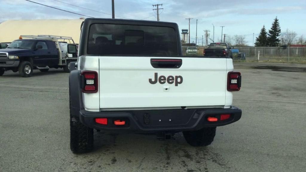 new 2024 Jeep Gladiator car, priced at $57,511