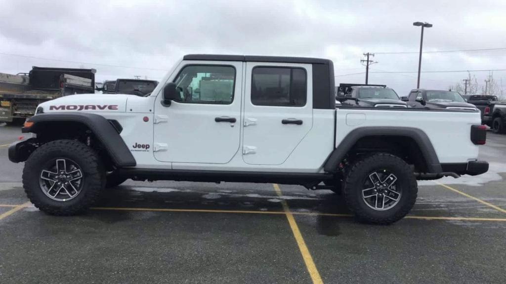 new 2024 Jeep Gladiator car, priced at $58,415