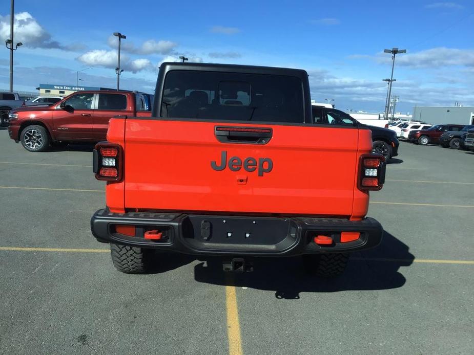 new 2024 Jeep Gladiator car, priced at $58,677