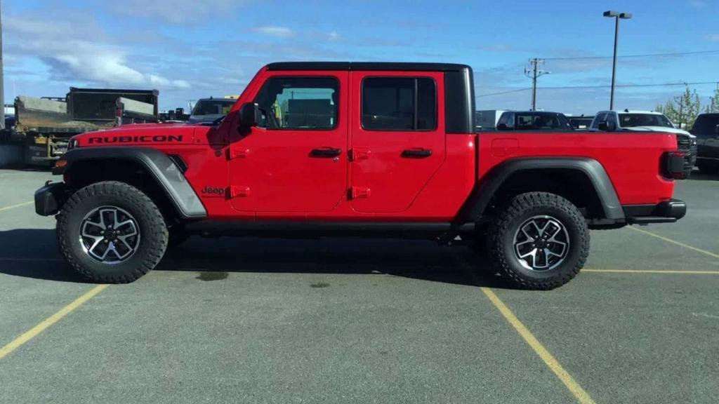 new 2024 Jeep Gladiator car, priced at $58,677