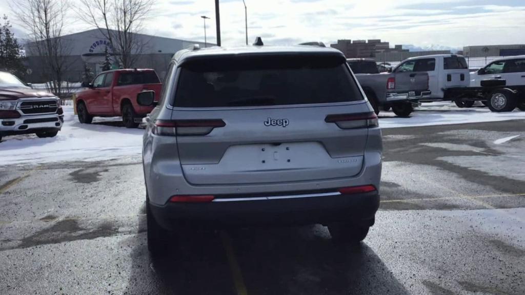 new 2024 Jeep Grand Cherokee L car, priced at $39,133