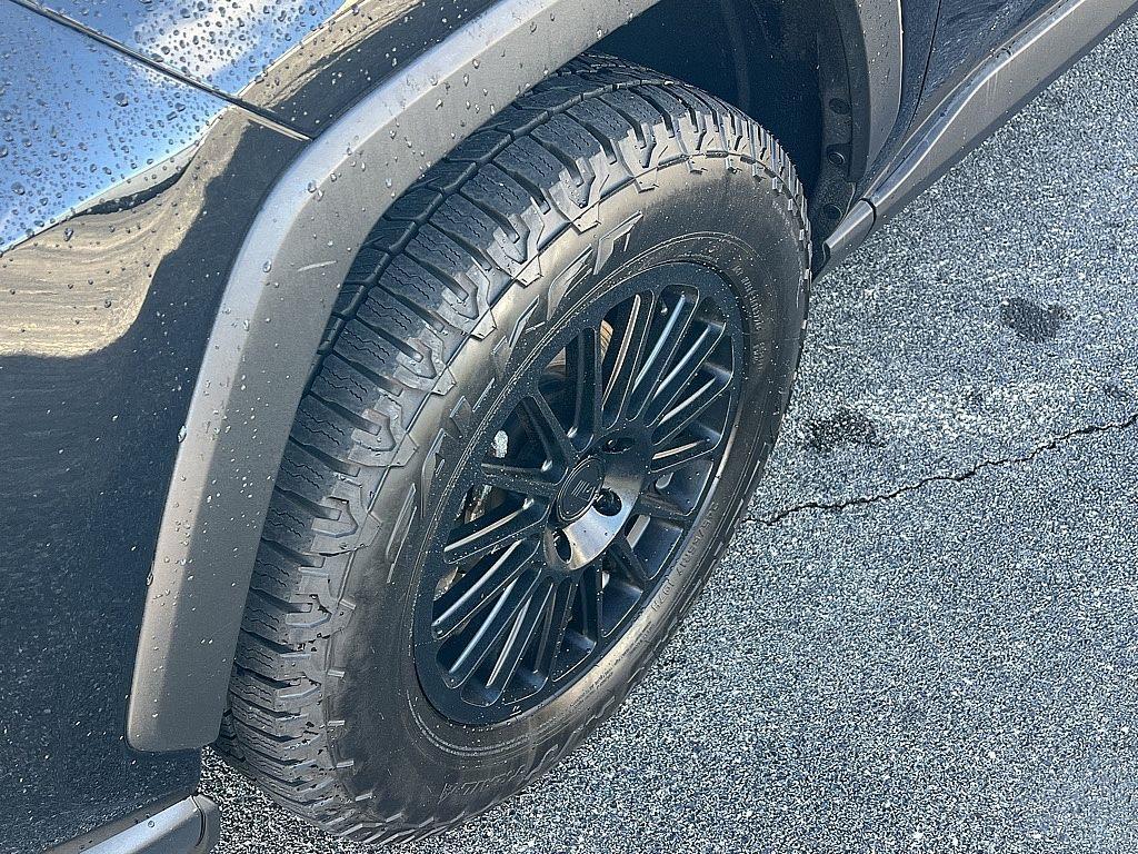 used 2020 Toyota RAV4 car, priced at $25,491