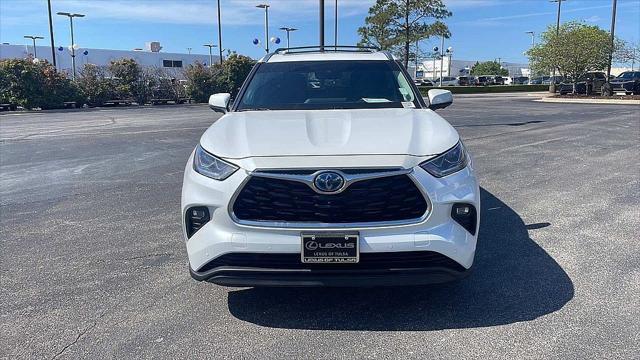 used 2023 Toyota Highlander Hybrid car, priced at $48,910