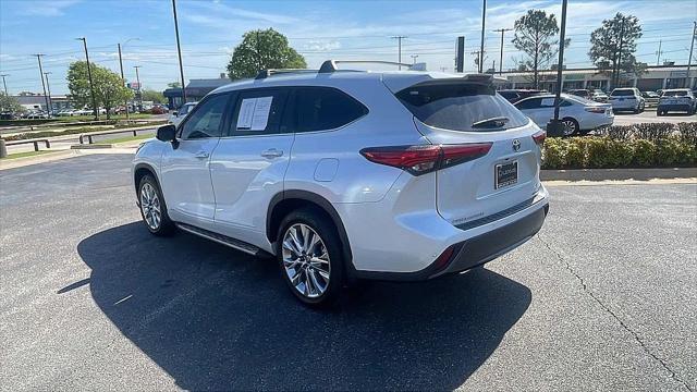 used 2023 Toyota Highlander Hybrid car, priced at $48,910