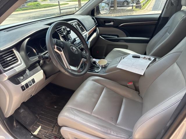 used 2016 Toyota Highlander car, priced at $21,930