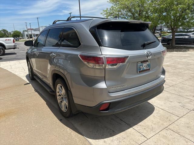 used 2016 Toyota Highlander car, priced at $21,930