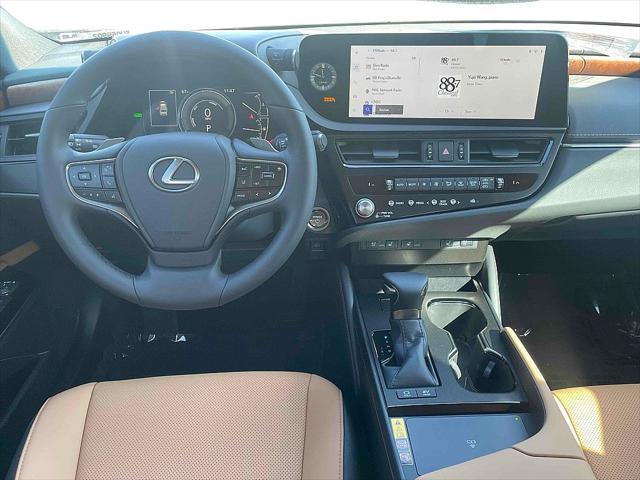 new 2025 Lexus ES 300h car, priced at $50,709