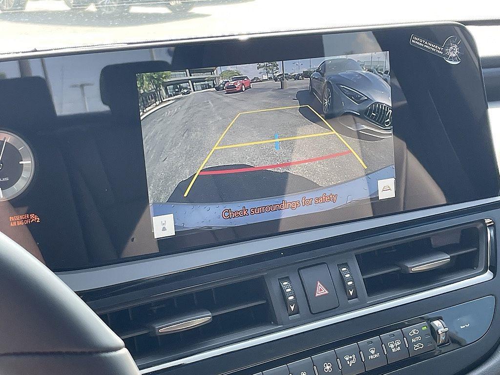 new 2025 Lexus ES 350 car, priced at $49,830