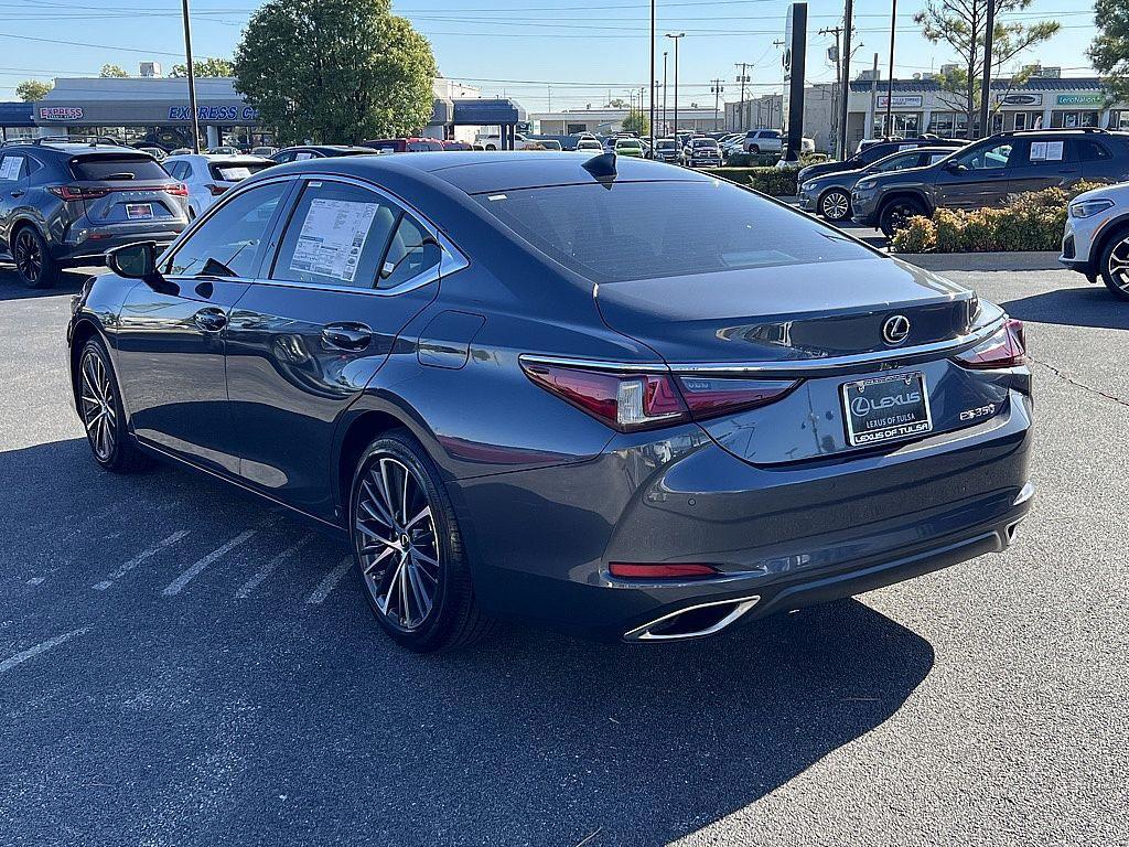 new 2025 Lexus ES 350 car, priced at $50,425
