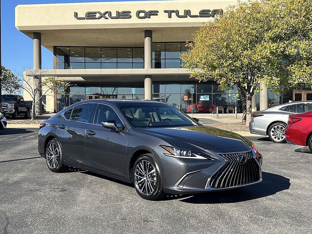 new 2025 Lexus ES 350 car, priced at $50,425
