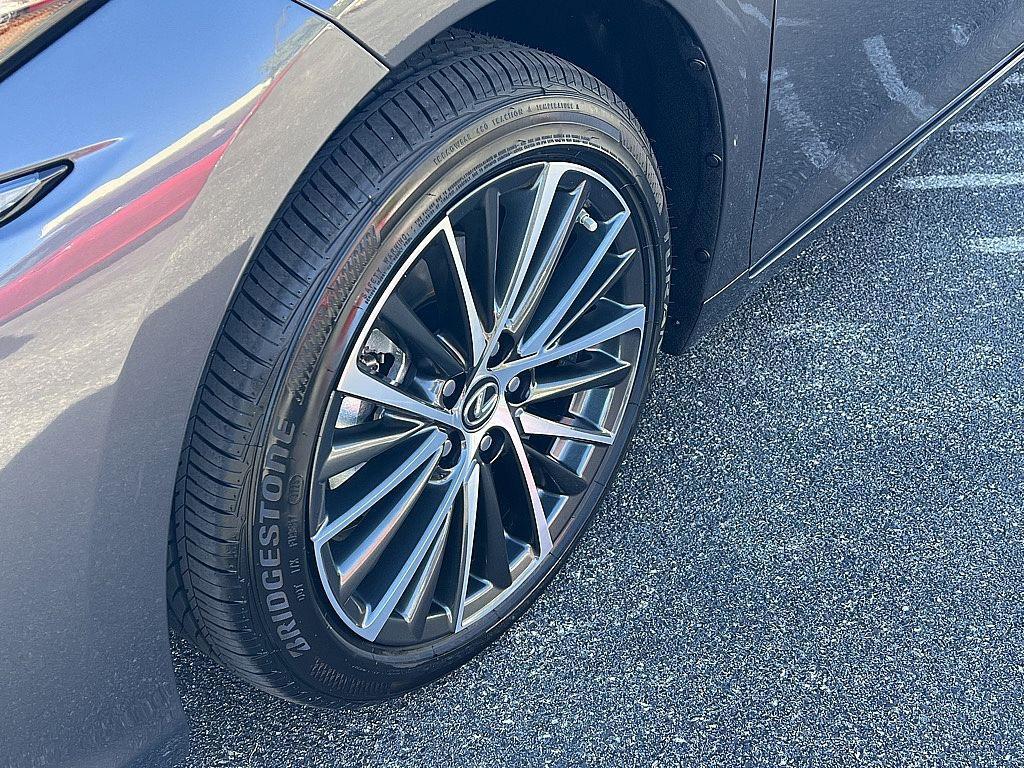 new 2025 Lexus ES 350 car, priced at $50,425