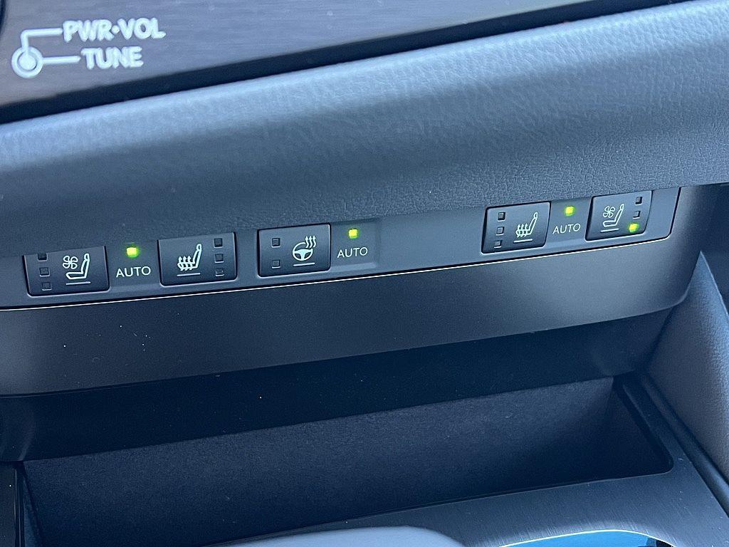 new 2025 Lexus ES 350 car, priced at $50,425