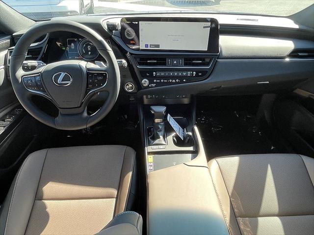 new 2025 Lexus ES 300h car, priced at $50,794