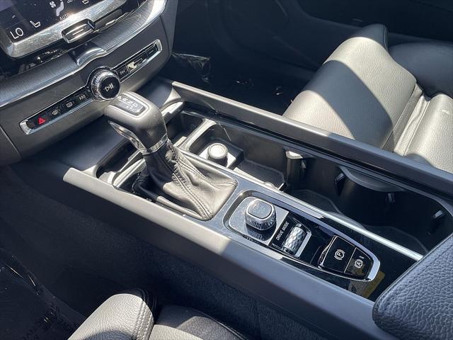 used 2018 Volvo XC60 car, priced at $21,930