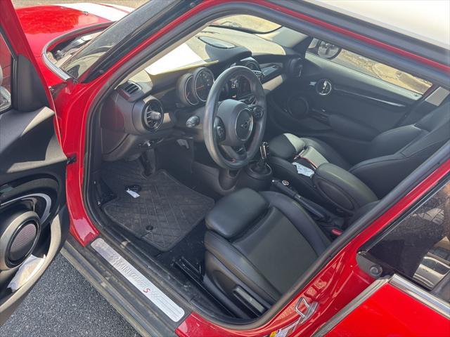 used 2020 MINI Hardtop car, priced at $20,960
