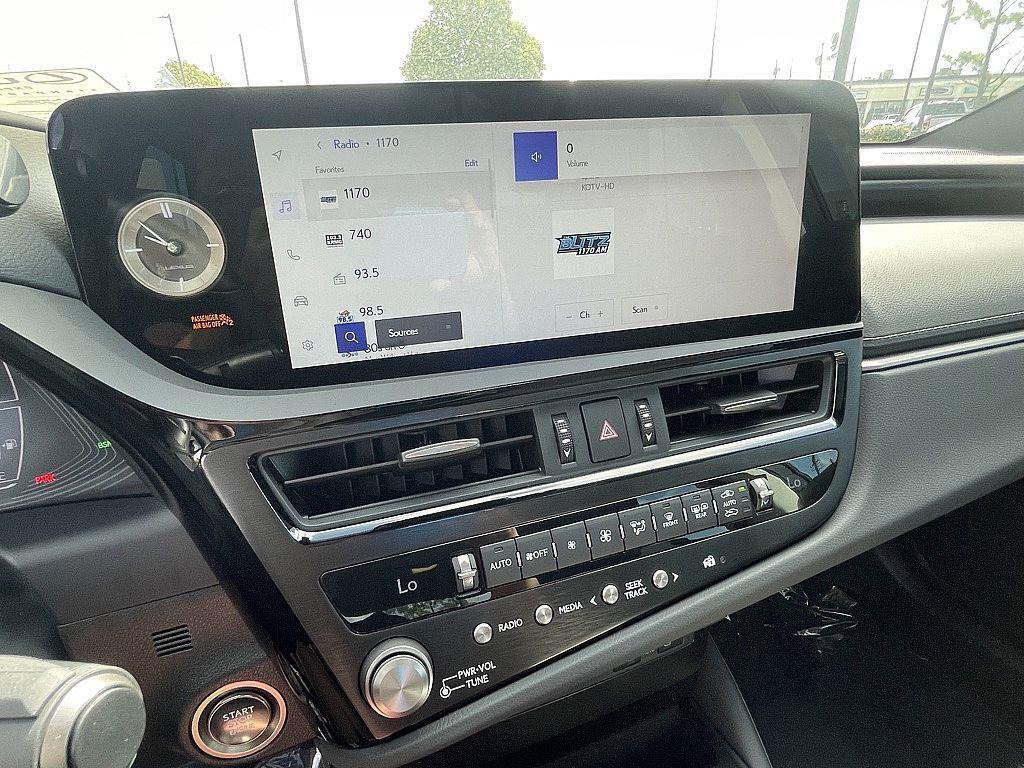 new 2025 Lexus ES 350 car, priced at $50,469