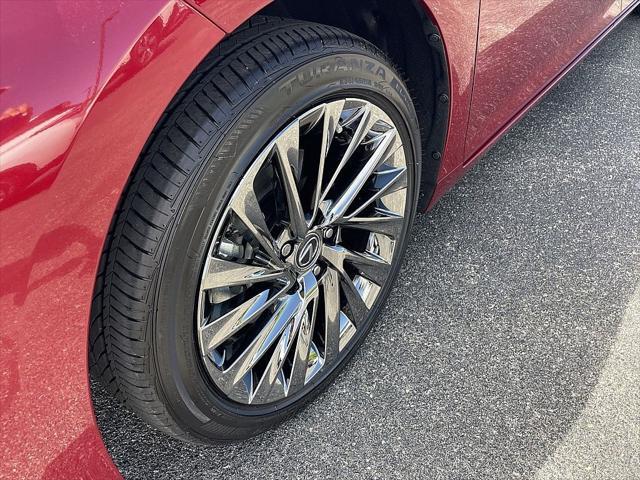 new 2025 Lexus ES 300h car, priced at $54,609