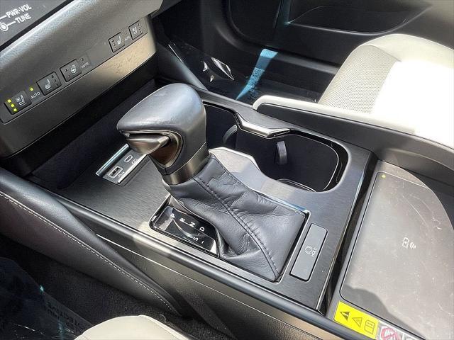 used 2024 Lexus ES 350 car, priced at $42,960