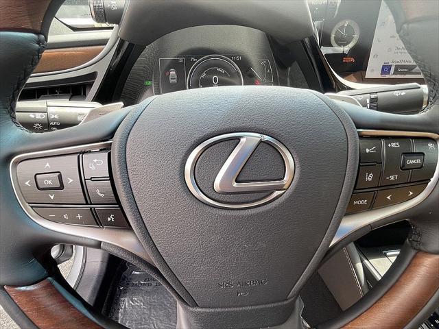 new 2025 Lexus ES 300h car, priced at $56,324