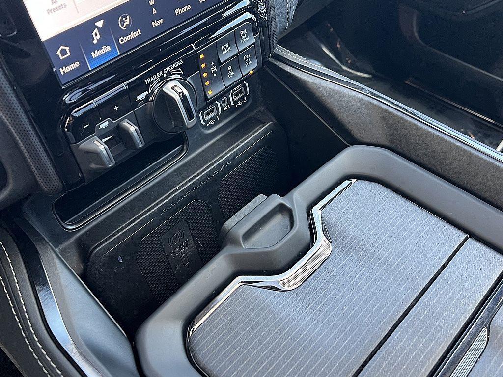 used 2024 Ram 1500 car, priced at $52,443
