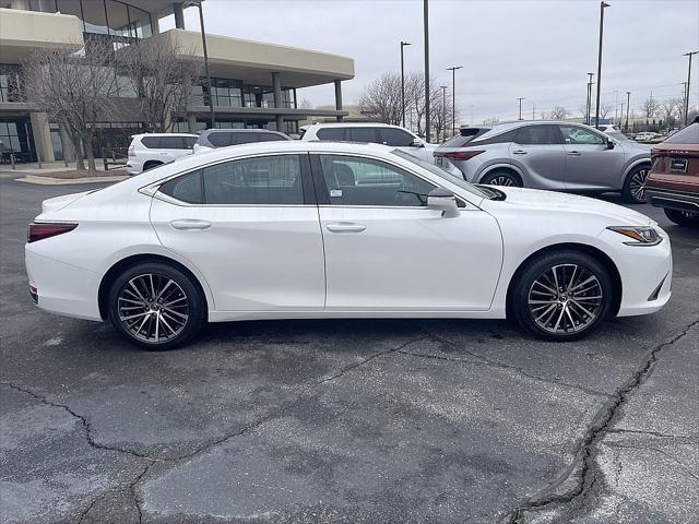 used 2024 Lexus ES 250 car, priced at $42,910