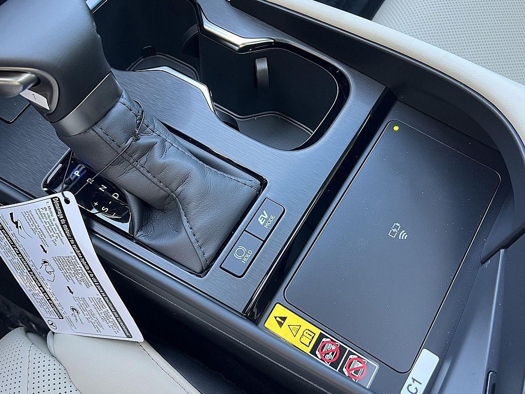 new 2025 Lexus ES 300h car, priced at $57,540
