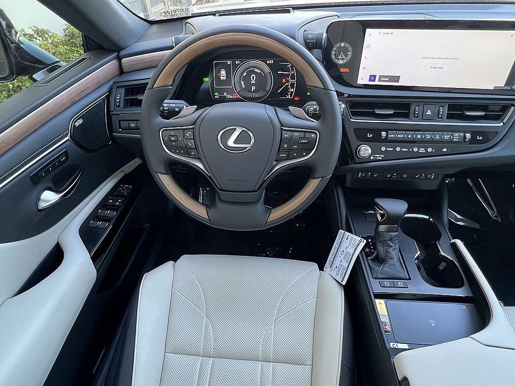 new 2025 Lexus ES 300h car, priced at $57,540