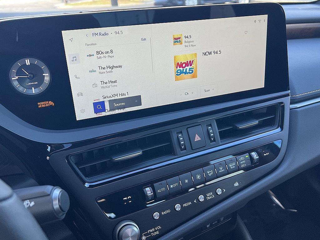 new 2025 Lexus ES 350 car, priced at $50,650