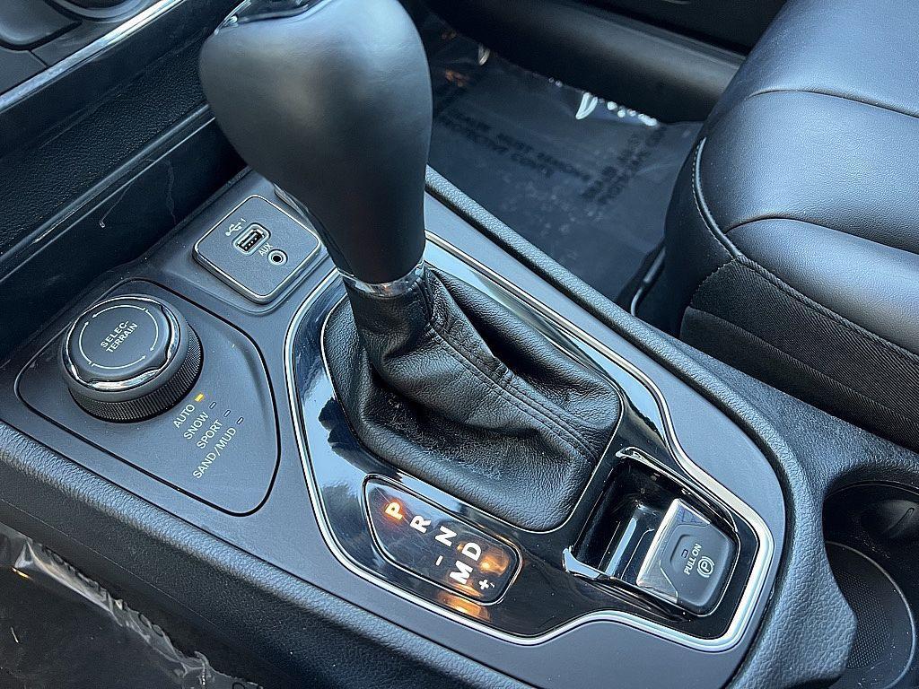 used 2021 Jeep Cherokee car, priced at $22,411