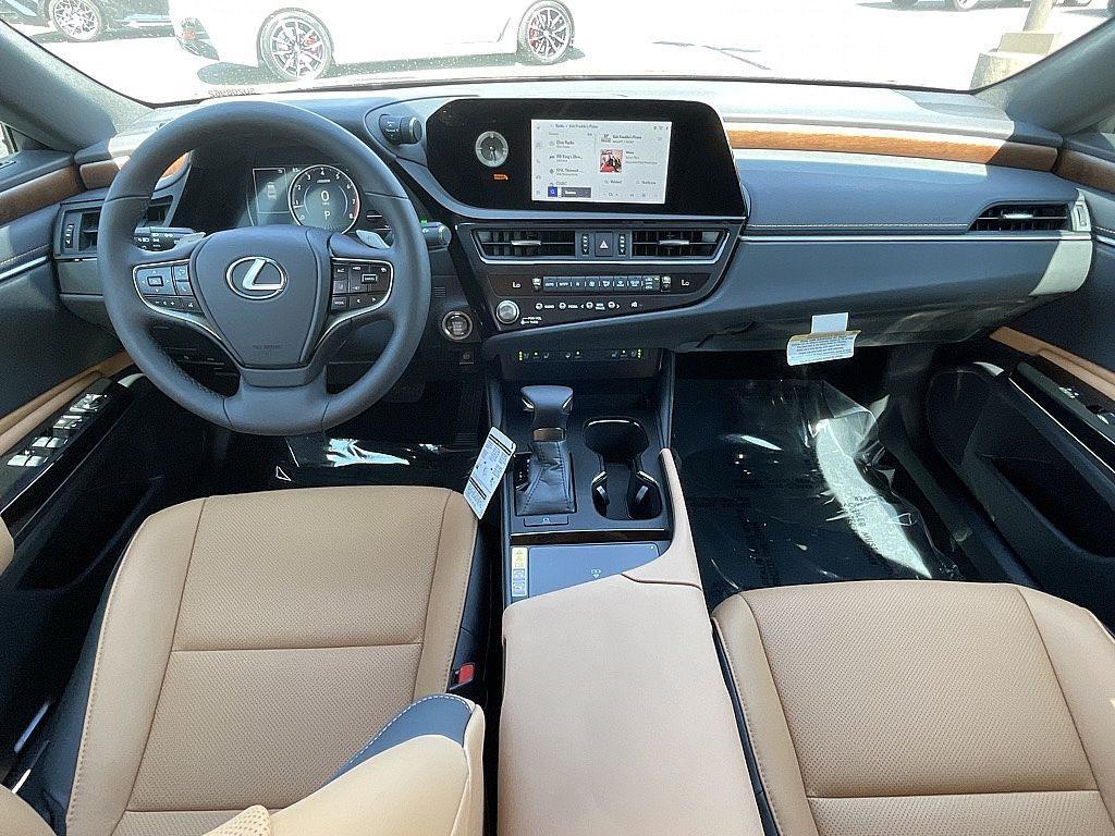 new 2025 Lexus ES 350 car, priced at $49,984