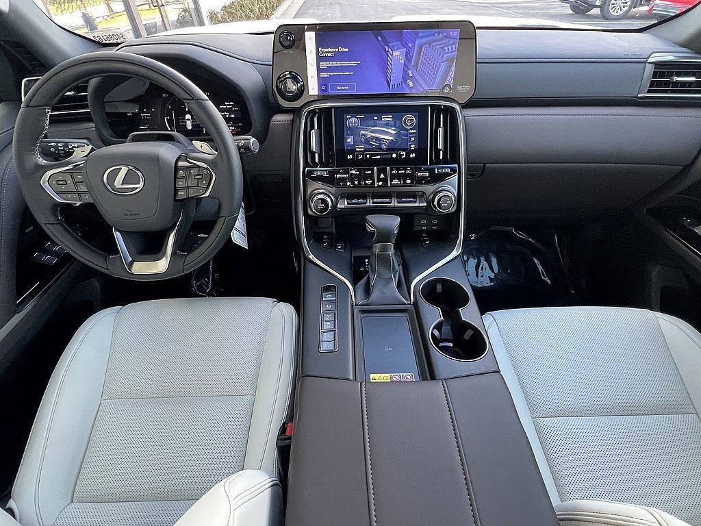 new 2025 Lexus LX 600 car, priced at $121,103