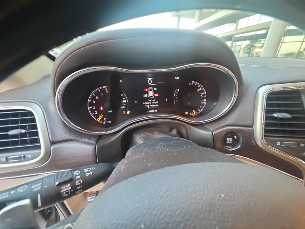 used 2015 Jeep Grand Cherokee car, priced at $13,452