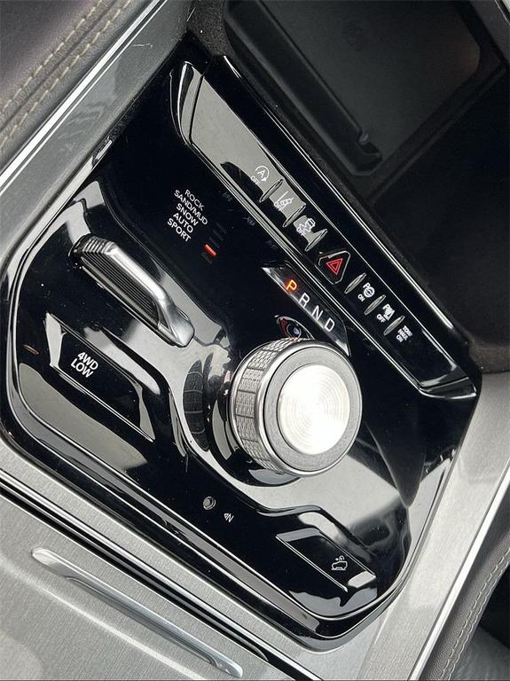 used 2022 Jeep Wagoneer car, priced at $45,992