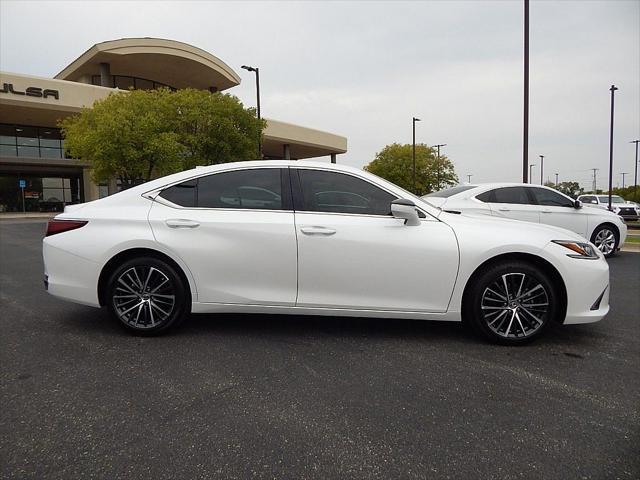 used 2024 Lexus ES 250 car, priced at $48,525